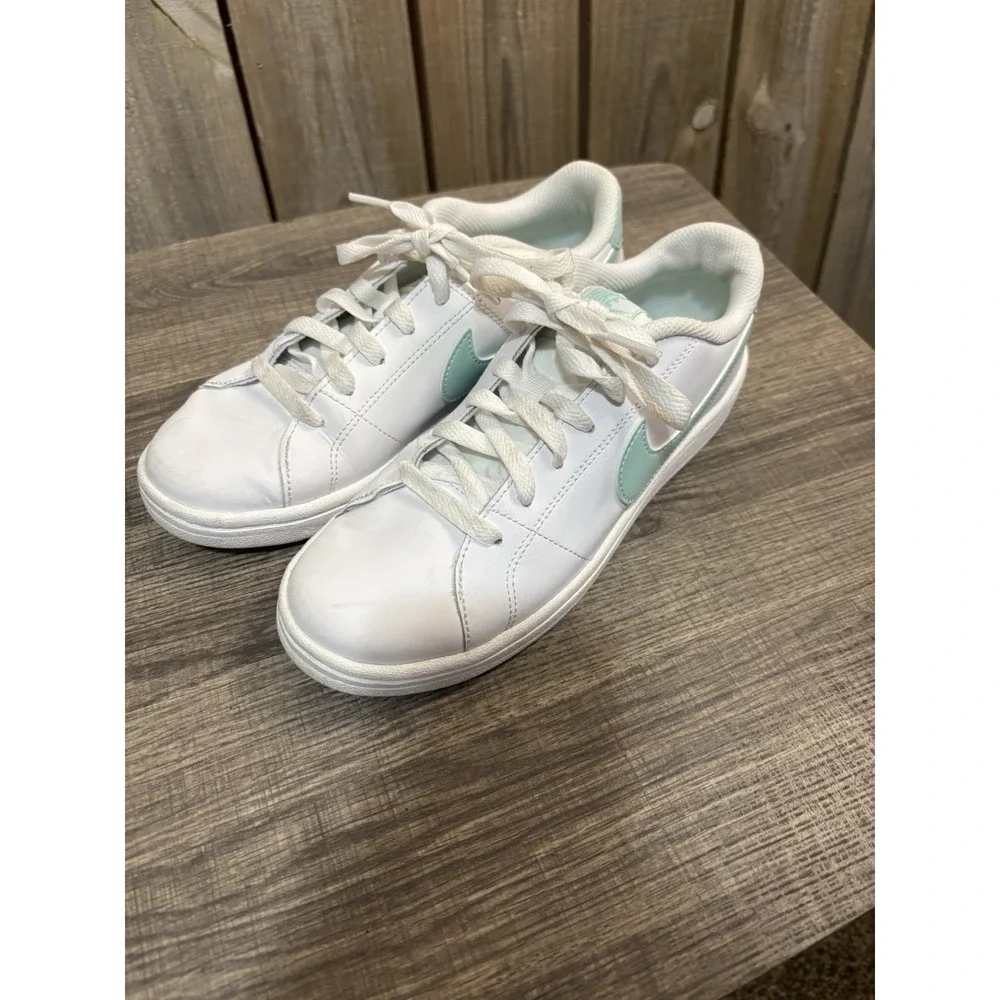 Size‎ 6.5 - Nike Court Royale 2 Triple White Seafoam